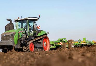 Fendt 1100 Vario MT seeria: pool silindrite arvust, kahekordne sõidurõõm