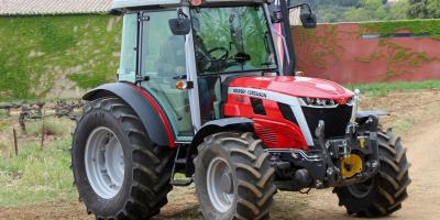 Massey Ferguson toob turule uue kompaktse seeria