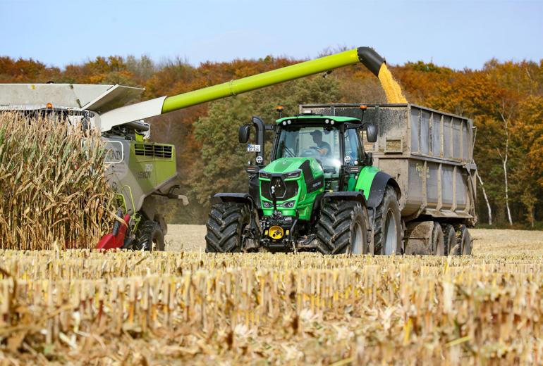 Deutz-Fahr Agrotron 8280 TTV: Deutz-Vario?