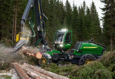 John Deere toob turule uued H-seeria metsamasinad
