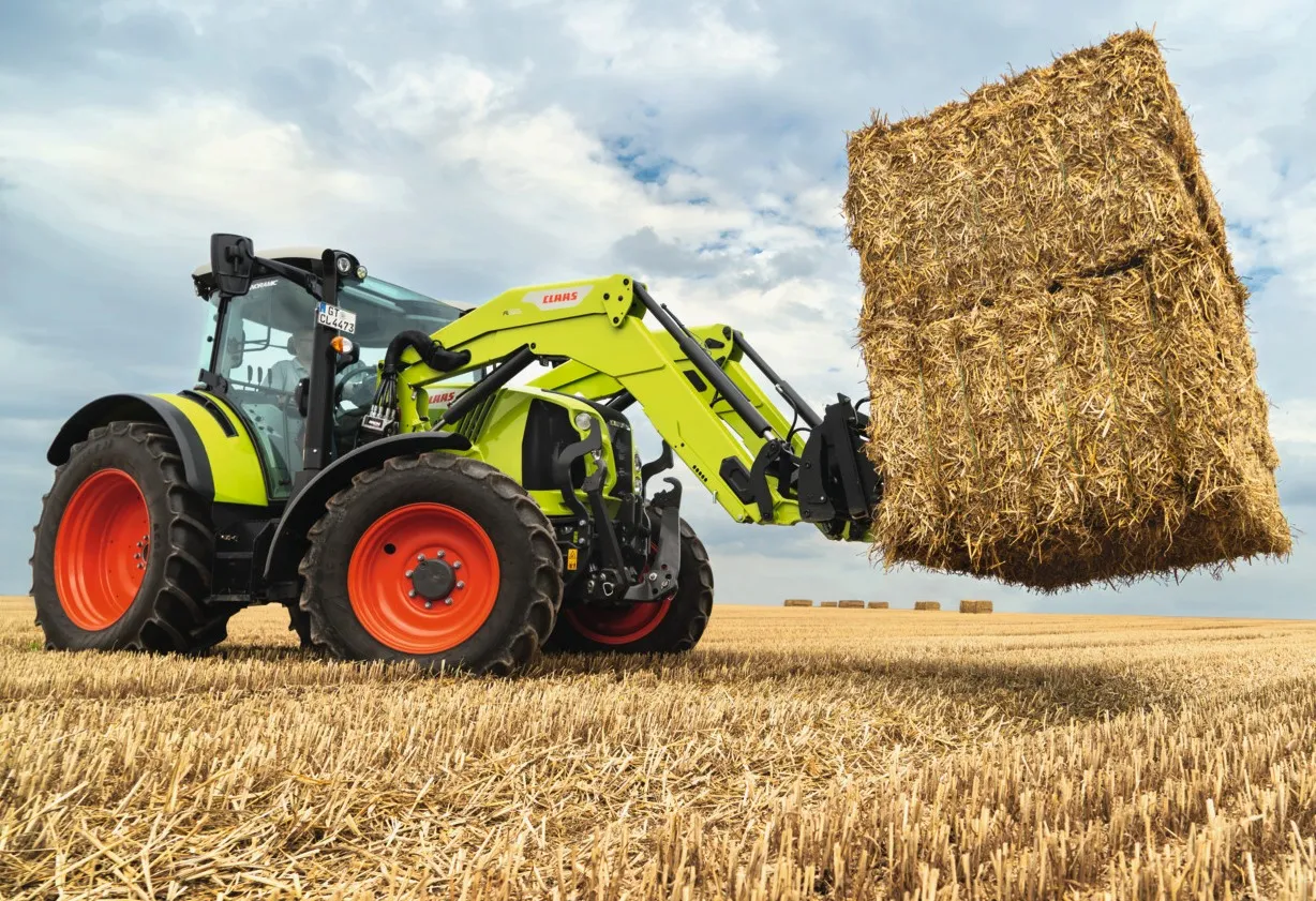 Claas arendas traktoritele uued laadurid