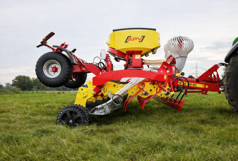 Kuus töökäiku ühe korraga: APV GP 600 rohumaa hooldus- ja taastamise äke