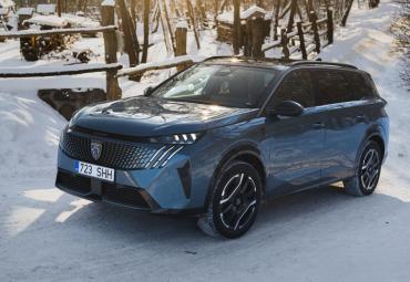 Elektriline, ruumikas ja kiire | Peugeot E-5008 Dual Motor GT Exclusive