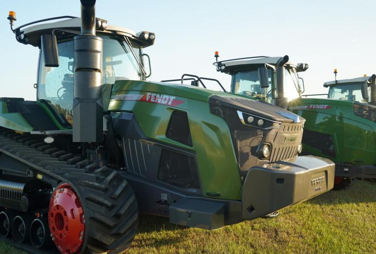 Fendt 1100 MT linttraktorid saavad CVT-käigukasti