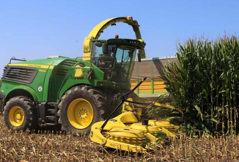 Värske John Deere’i söödakombainide seeria saab uued mootorid