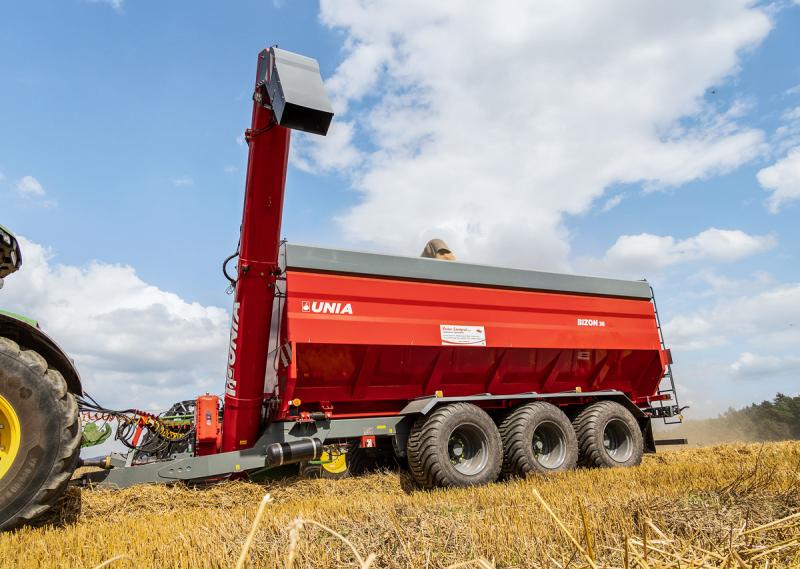 Viljatakso: ümberlaadimishaagis Unia Bizon 36
