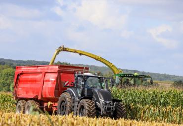 Valtra S416: võimas ja vali 