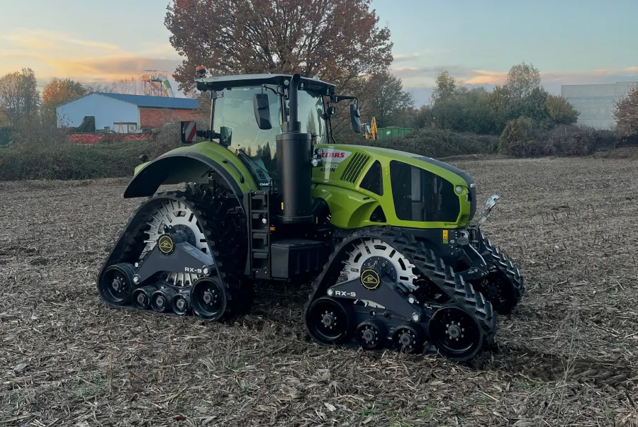 Claas Axion sai Poluzzi roomikud