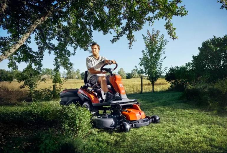 Husqvarna esitleb uusimaid muruniitmise tehnoloogiaid