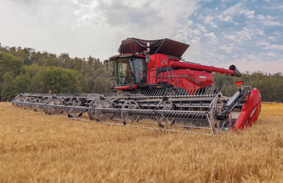 Case IH esitleb oma seni suurimat kombaini