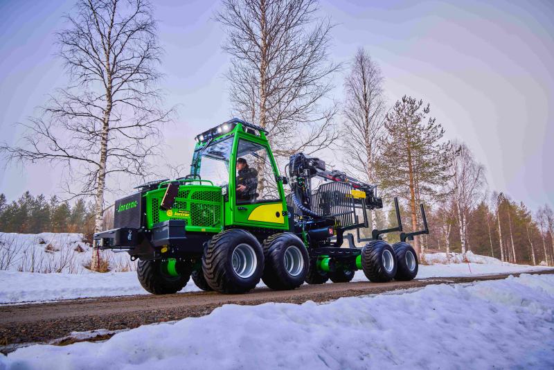 INTRAC Eesti AS esindab nüüd Eestis Jarcraci metsamasinaid 