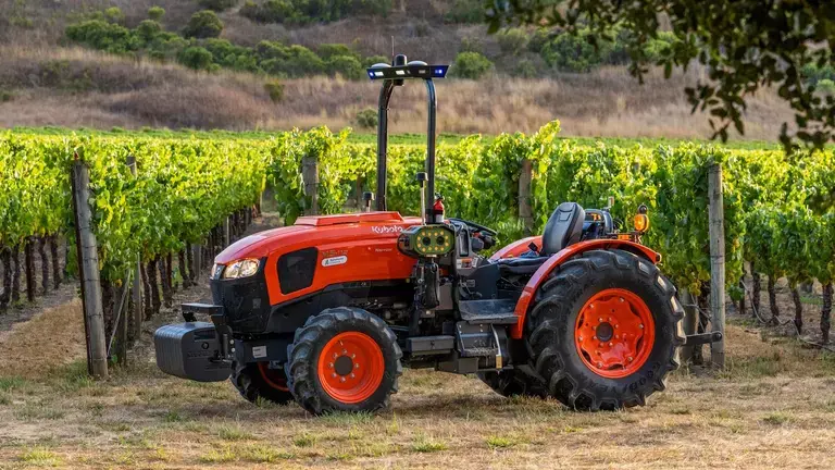 Kubota esitleb uut robotikontseptsiooni ja autonoomset M5