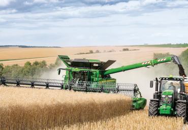 VIDEO: Profi testib John Deere X9 kombaini