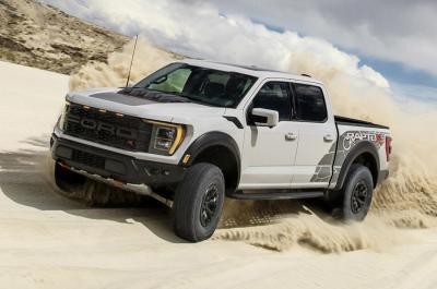 Ford esitleb: uus F-150 Raptor R – 700-hobujõuline ülipikap