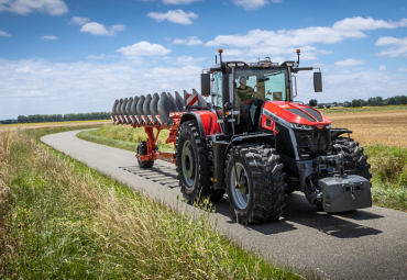 Massey Fergusoni traktorite lipulaev MF 9S seeria on nüüd saadaval ka Eestis