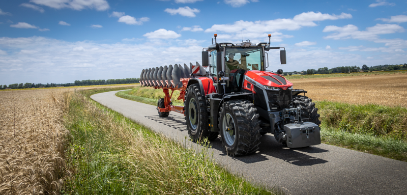 Massey Fergusoni traktorite lipulaev MF 9S seeria on nüüd saadaval ka Eestis