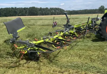 Claas laiendab Volto kaarutite valikut