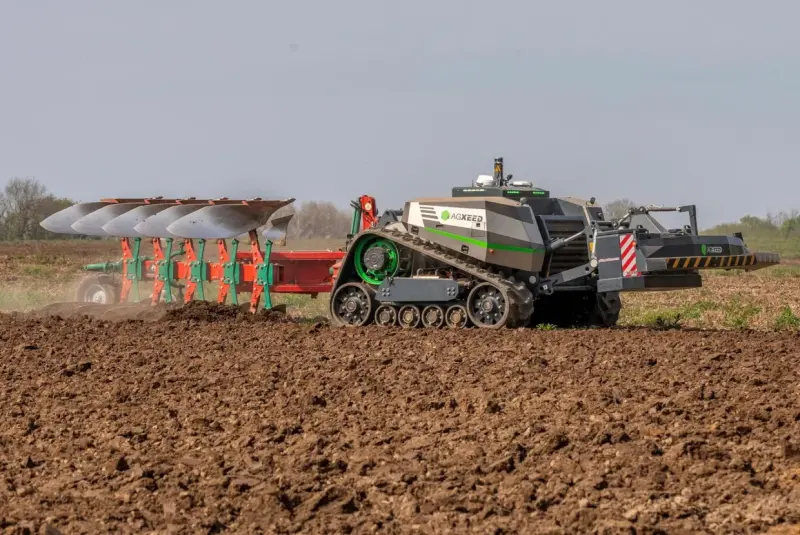 Põllurobot püstitas Kvernelandi adraga uue künnirekordi