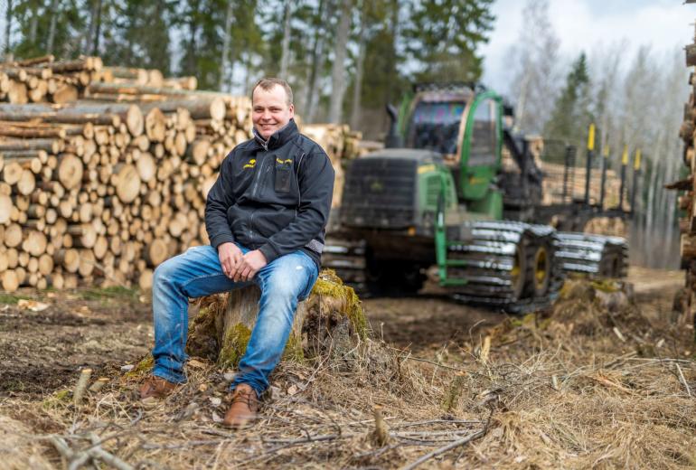 Aarman Puit: Eesti suurima masinapargiga metsavaruja töötab kiirelt ja efektiivselt