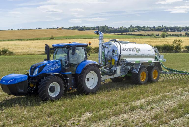 Biogaasil töötav New Holland läbib viimaseid katsetusi