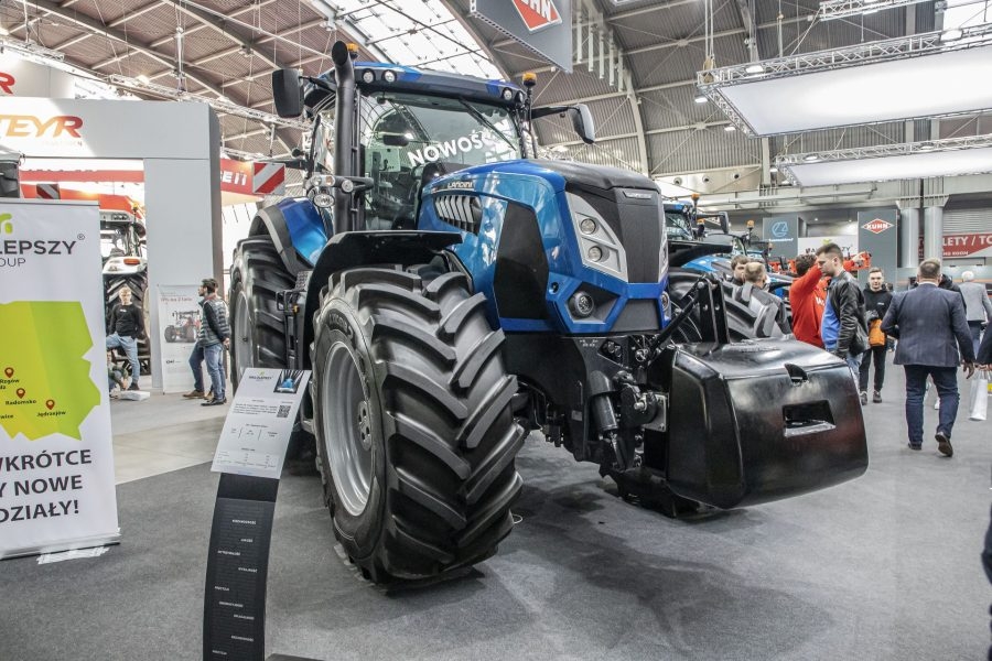 Landini esitleb 8. seeria 300 hj traktorit