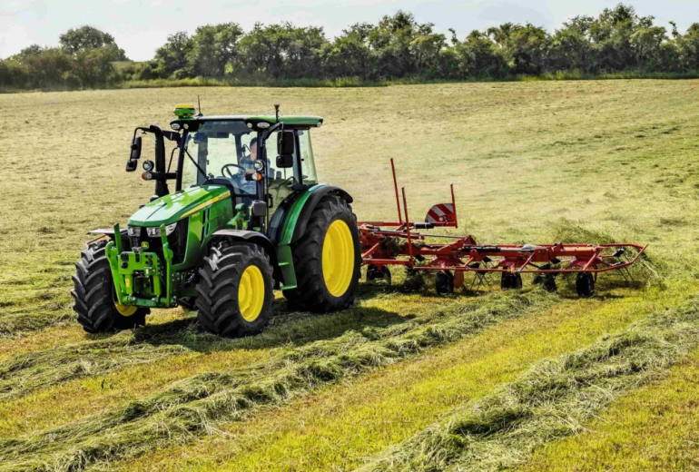 John Deere värskendab 5M sarja