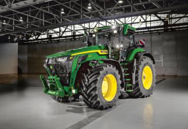 John Deere laiendab 8R ja 8RX traktoriseeriat uute suure võimsusega tippmudelitega suurpõllumajandusele