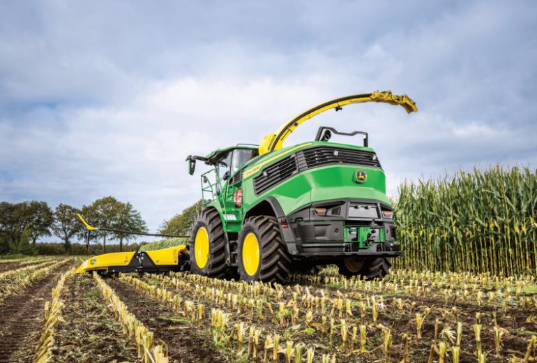 Uue John Deere F9 700 silokombaini esmaesitlus Eestis