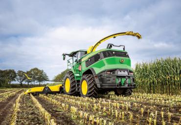 Uue John Deere F9 700 silokombaini esmaesitlus Eestis