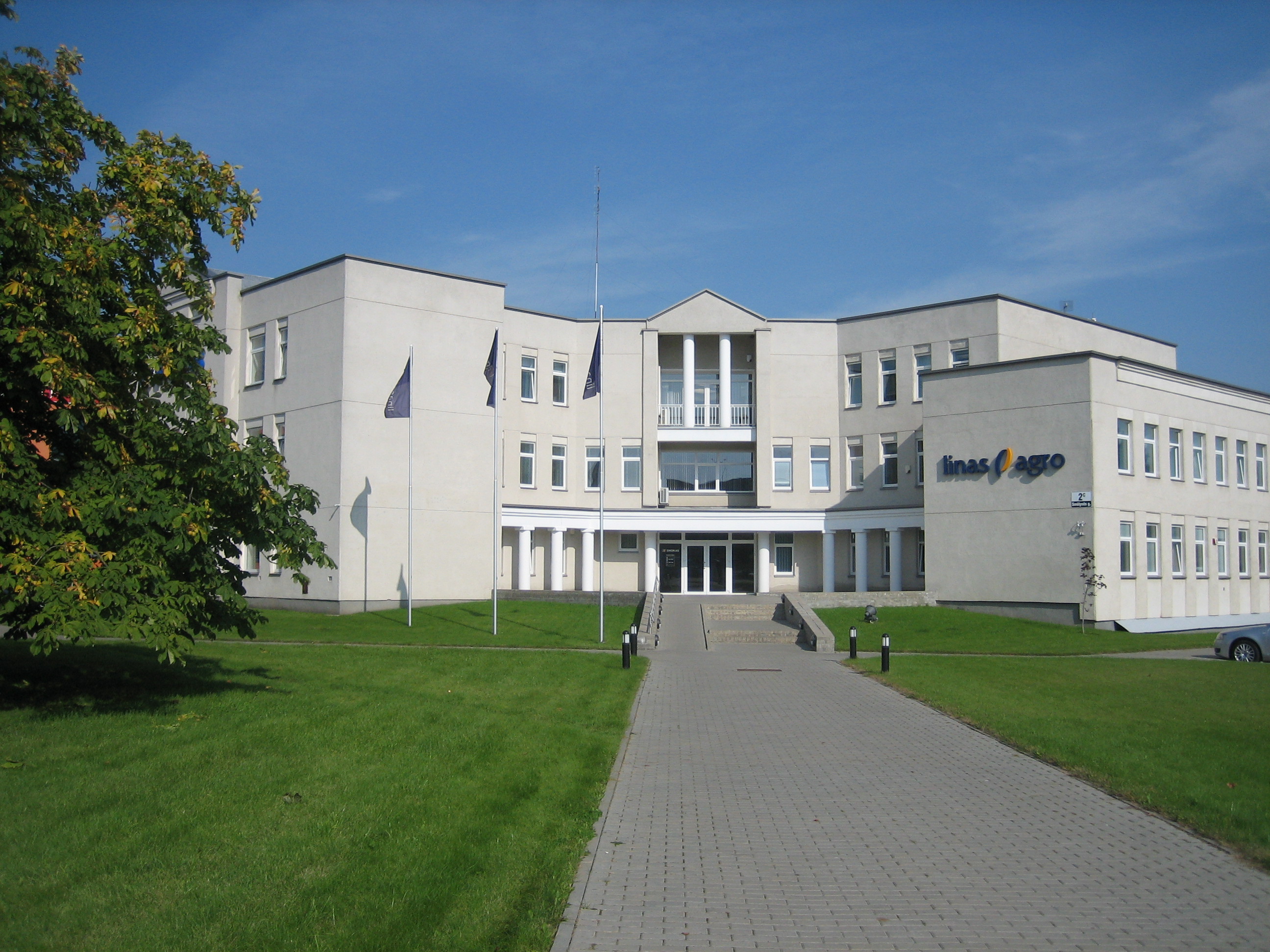 Linas Agro laieneb Eestisse