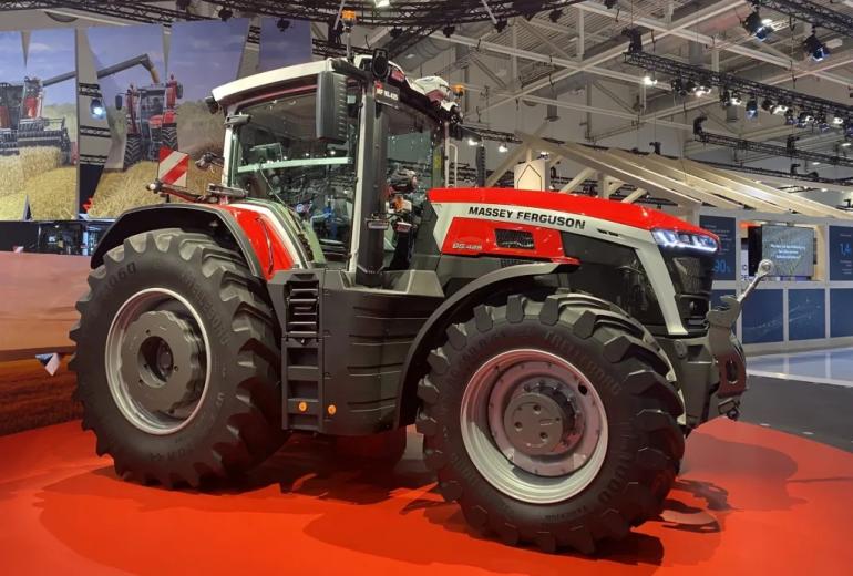 Massey Ferguson näitas Agritechnical 9S-i