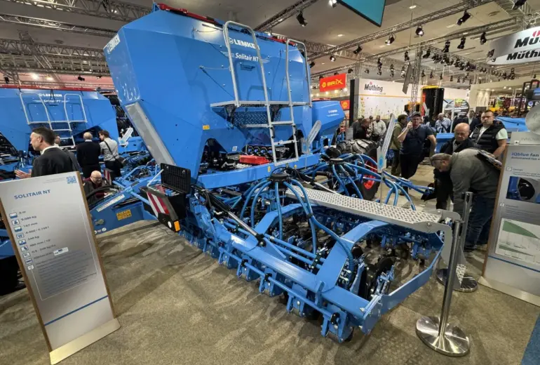 Lemken tutvustab otsekülvikut