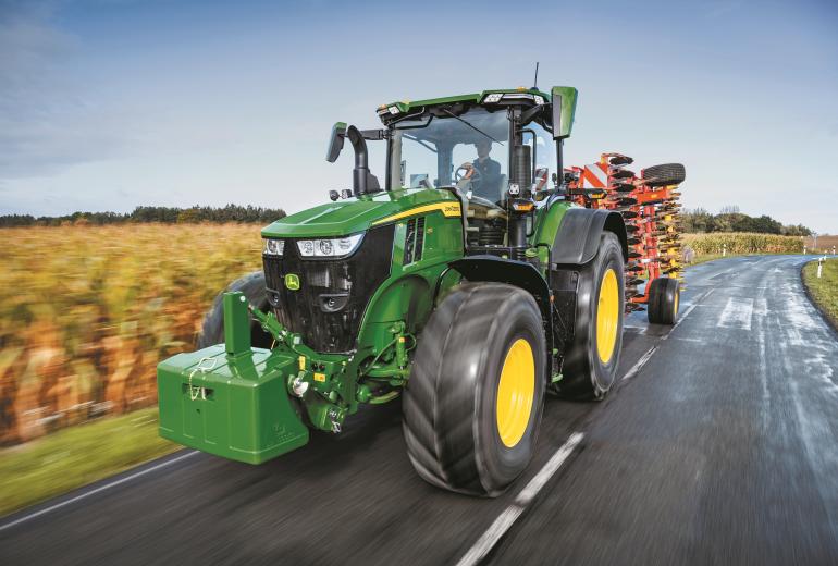 Aasta traktori auhind 2022: topeltvõit kuulub John Deere’ile