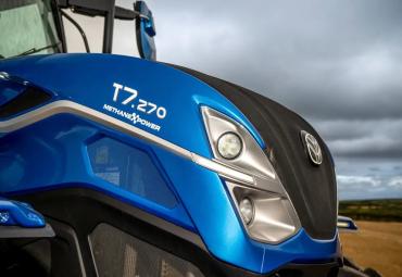 Gaasil töötav New Holland T7.270 jõuab järgmisel aastal müügile