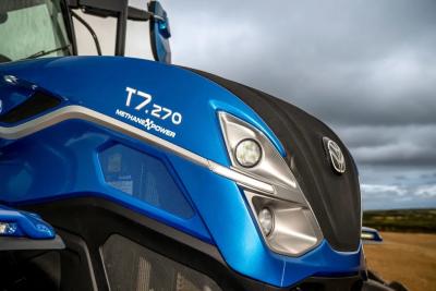 Gaasil töötav New Holland T7.270 jõuab järgmisel aastal müügile