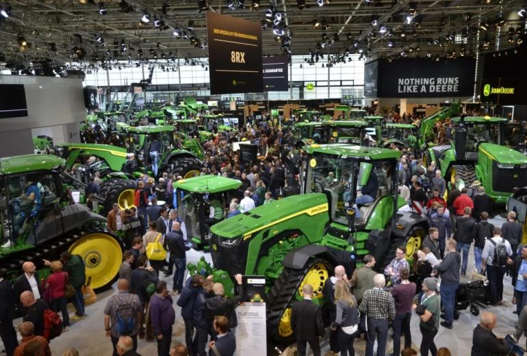 John Deere tutvustab Agritechnical etanoolmootorit