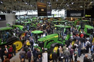 John Deere tutvustab Agritechnical etanoolmootorit